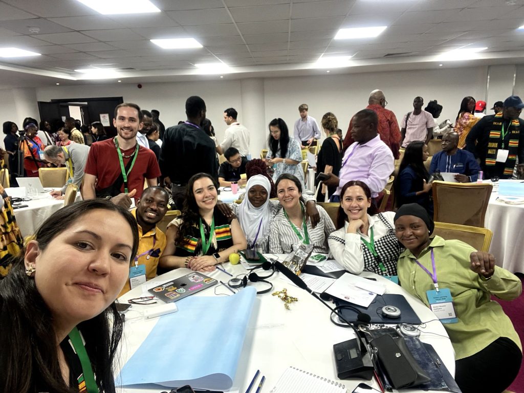 ¿Cómo hacer proyectos con y para las y los adolescentes?